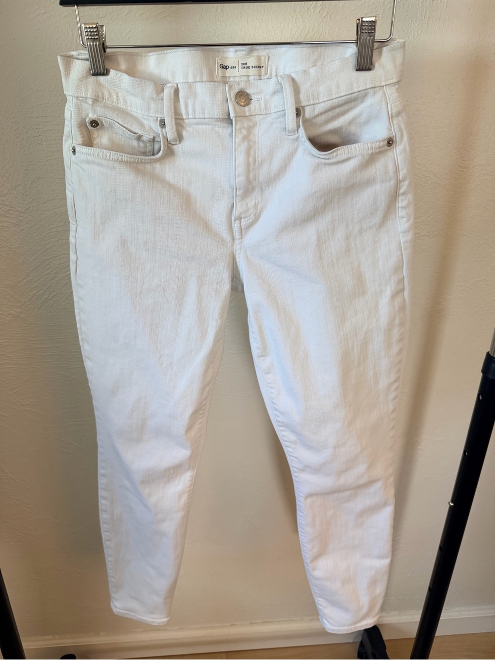 GAP White Women's True Skinny Jeans in White‎ Size 28